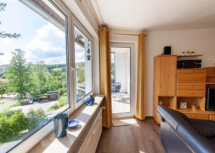 Ferienwohnung Toenjes Am Kurpark Mit Balkon