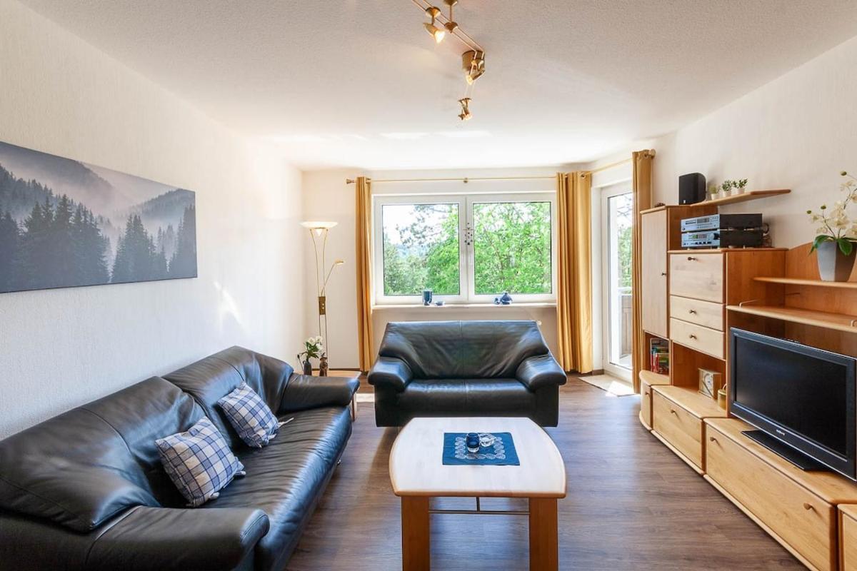 Apartment Toenjes Am Kurpark Mit Balkon